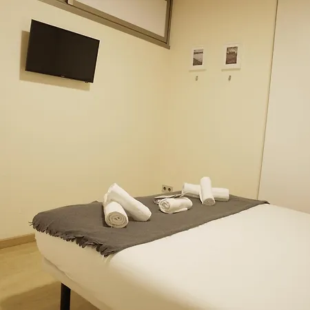 Mercado Central Rooms & Breakfast Apartment