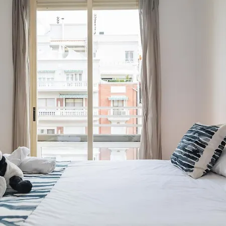Mercado Central Rooms & Breakfast Apartment *