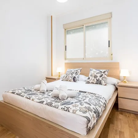 Mercado Central Rooms & Breakfast Apartment